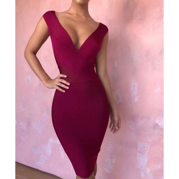 Dresses & Skirts - Yessi Bandage dress- Wine Red